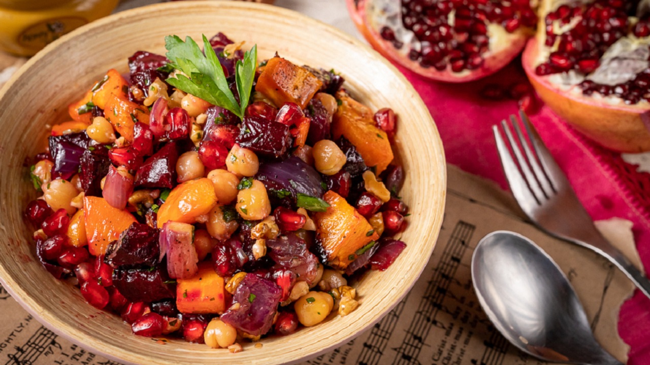 Bismis Terevezli Narlı Leziz Salat