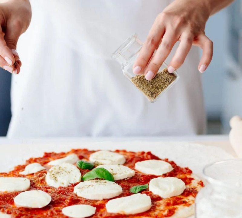 Pizzacıların Sirr Kimi Saxladıgı Pizza edviyyatı-3 Ferqli Resept
