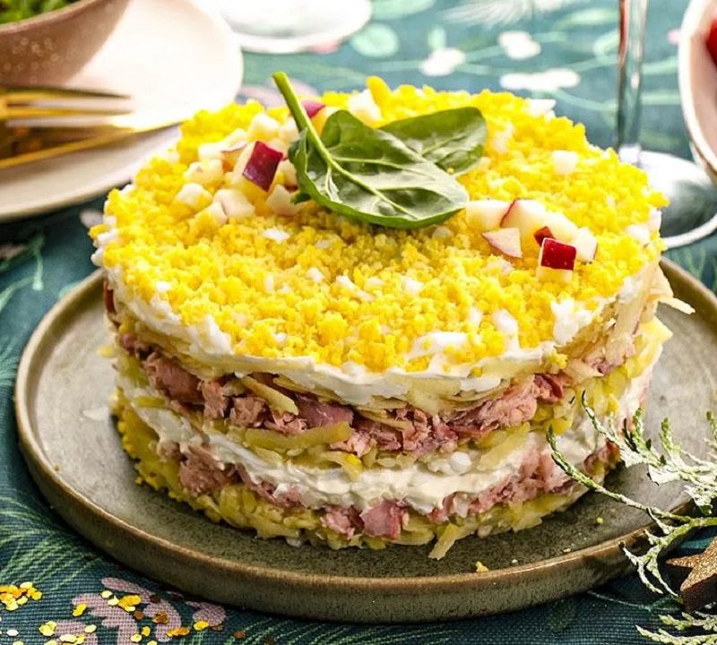 bayram sufresine almali mimoza salati1