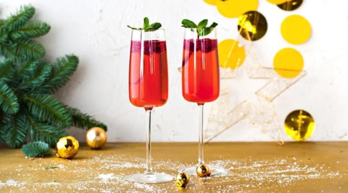 bayram sufresinin zerif ickisi moruqlu sampan kokteyli1