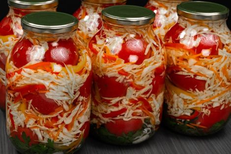 qışın sevilen ikilisi bir balonda kelemli pomidor turusu