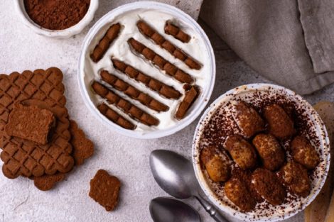 sosial sebekeleri feth eden yapon deserti