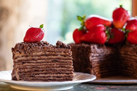 zengin sokolad dadı ile sokoladlı napoleon tortu